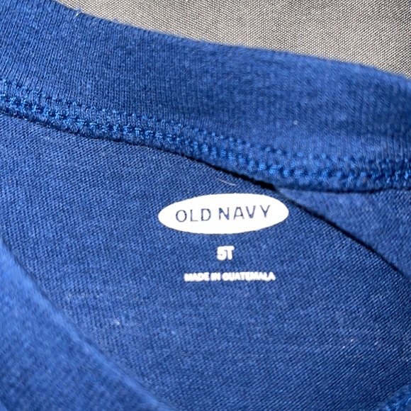 Old Navy Toddler Boy Navy Blue Striped Short Sleeve Crew Neck Shirt - Picture 2 of 3